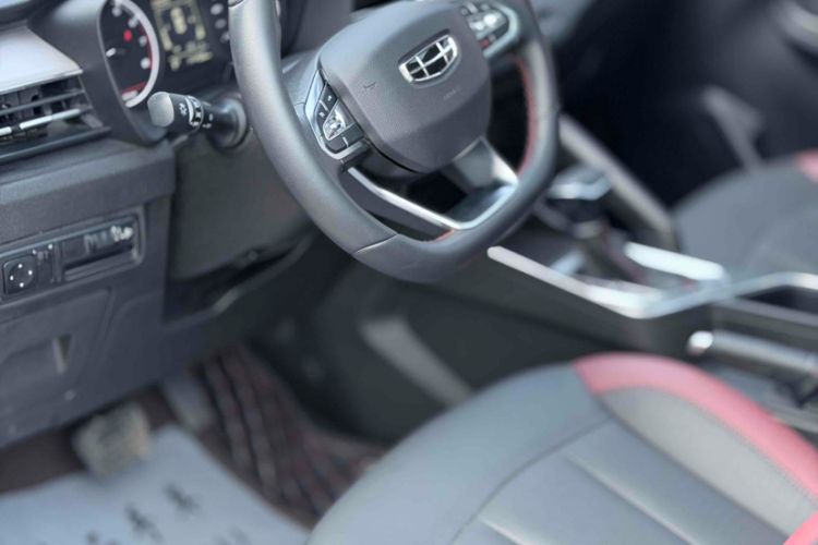Used Geely Auto Vision X3 2021 PRO 1.5L CVT Deluxe Model Interior 10