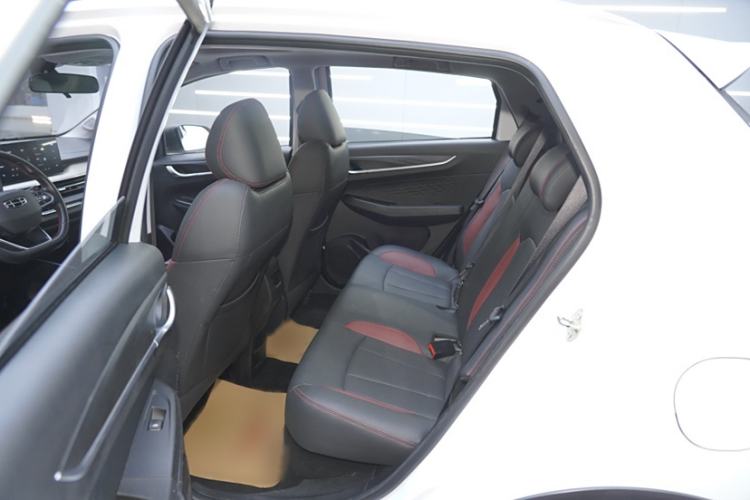 Used Geely Auto Vision X3 2021 PRO 1.5L CVT Deluxe Model Interior 10