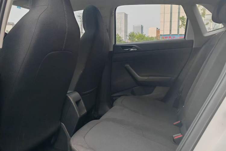 Used Geely Auto Vision X3 2021 PRO 1.5L CVT Deluxe Model Interior 2