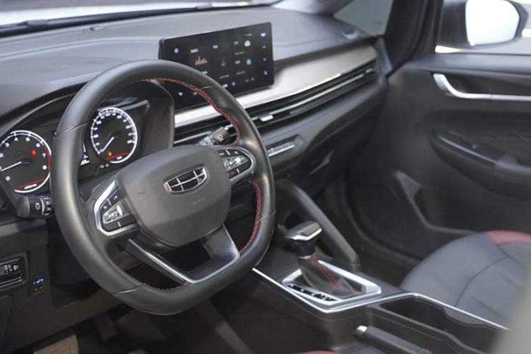 Used Geely Auto Vision X3 2021 PRO 1.5L CVT Deluxe Model Interior 2