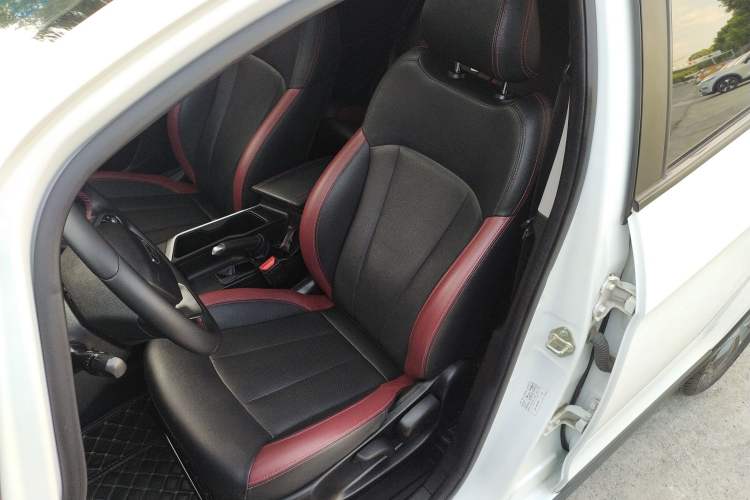 Used Geely Auto Vision X3 2021 PRO 1.5L CVT Deluxe Model Interior 3