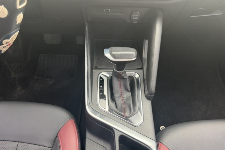Used Geely Auto Vision X3 2021 PRO 1.5L CVT Deluxe Model Interior 3