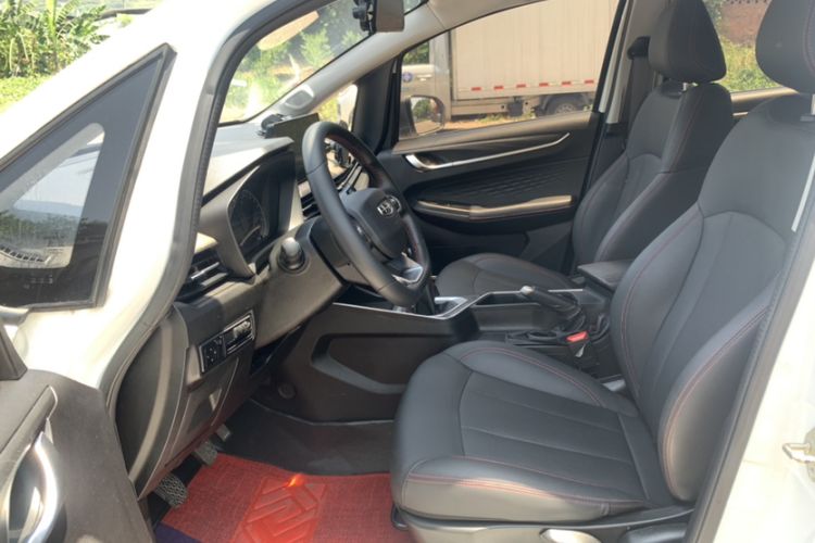 Used Geely Auto Vision X3 2021 PRO 1.5L Manual Elite Model Interior 6