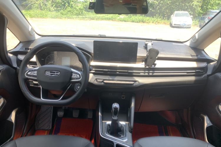Used Geely Auto Vision X3 2021 PRO 1.5L Manual Elite Model Interior 7