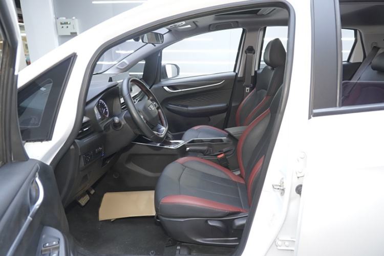 Used Geely Auto Vision X3 2021 PRO 1.5L CVT Deluxe Model Interior 9