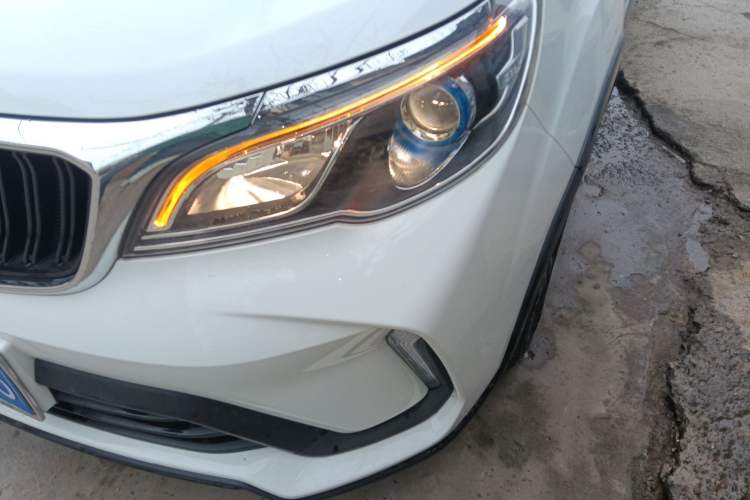 Used Geely Auto Vision X3 2021 PRO 1.5L CVT Deluxe Model Left Front Headlight