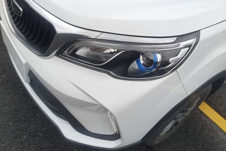 Used Geely Auto Vision X3 2021 PRO 1.5L Manual Elite Model Left Front Headlight