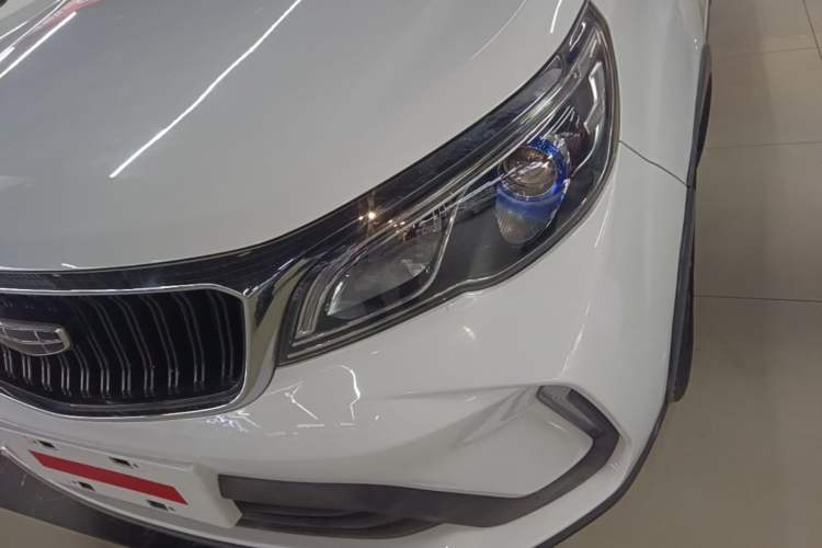 Used Geely Auto Vision X3 2021 PRO 1.5L CVT Deluxe Model Left Front Headlight