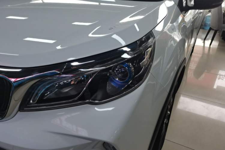 Used Geely Auto Vision X3 2021 PRO 1.5L CVT Deluxe Model Left Front Headlight