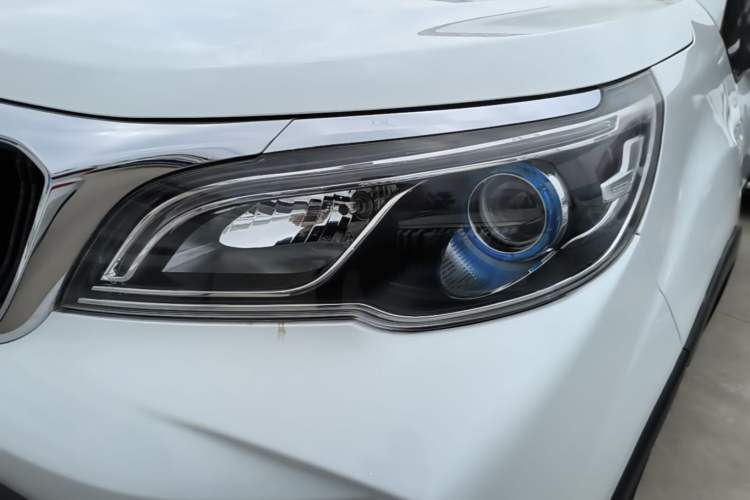 Used Geely Auto Vision X3 2021 PRO 1.5L CVT Deluxe Model Left Front Headlight
