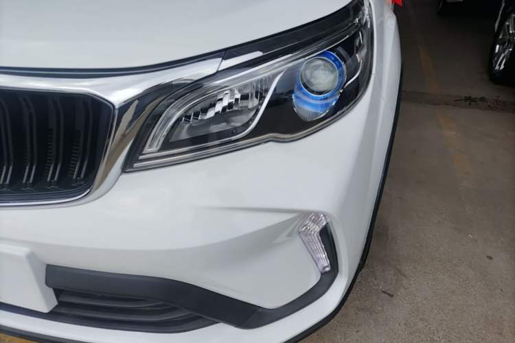 Used Geely Auto Vision X3 2021 PRO 1.5L CVT Deluxe Model Left Front Headlight