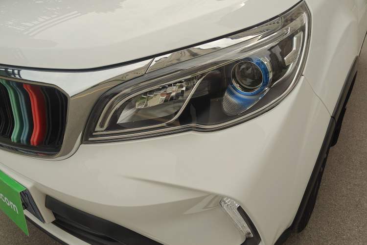 Used Geely Auto Vision X3 2021 PRO 1.5L CVT Deluxe Model Left Front Headlight