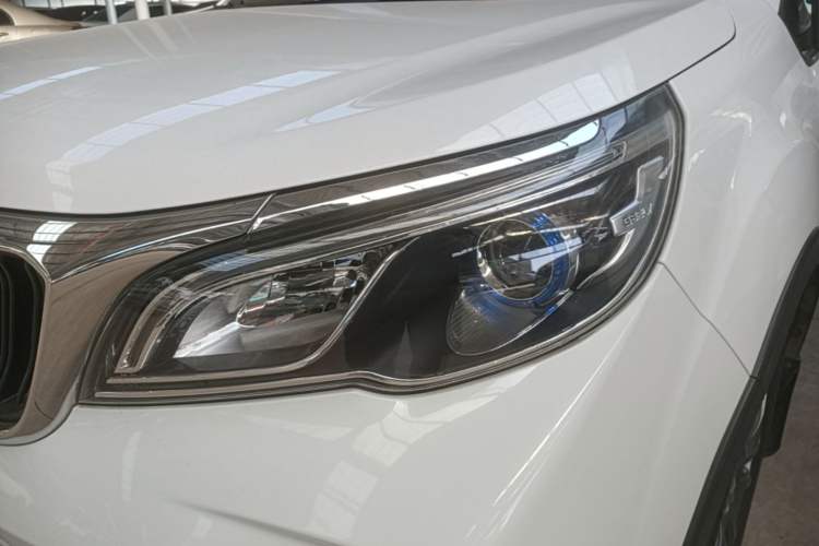Used Geely Auto Vision X3 2021 PRO 1.5L CVT Deluxe Model Left Front Headlight