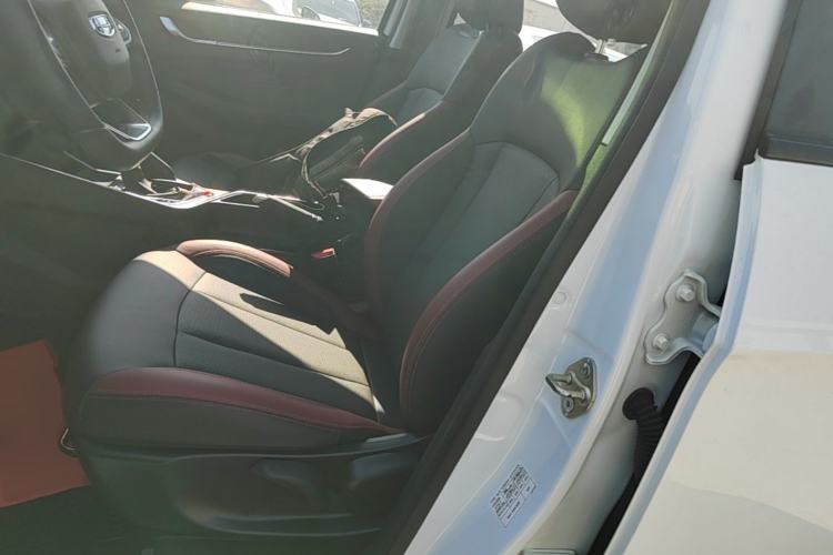 Used Geely Auto Vision X3 2021 PRO 1.5L CVT Deluxe Model Left Front Seat