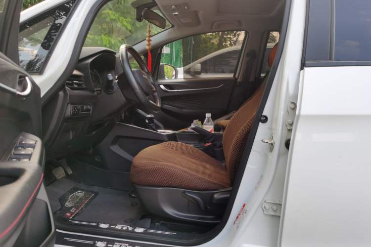 Used Geely Auto Vision X3 2021 PRO 1.5L CVT Deluxe Model Left Front Seat