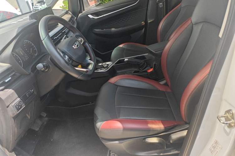 Used Geely Auto Vision X3 2021 PRO 1.5L CVT Deluxe Model Left Front Seat