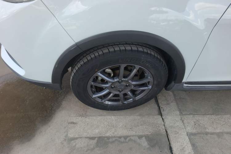 Used Geely Auto Vision X3 2021 PRO 1.5L CVT Deluxe Model Left Front Wheel Hub
