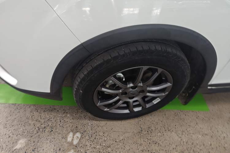 Used Geely Auto Vision X3 2021 PRO 1.5L CVT Deluxe Model Left Front Wheel Hub