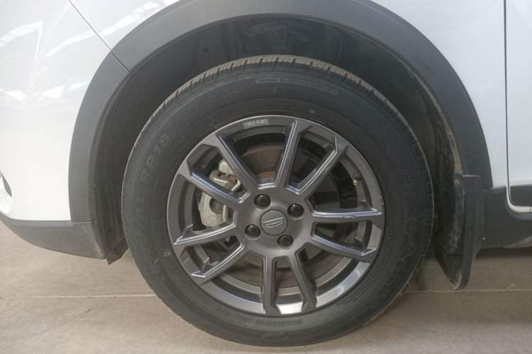 Used Geely Auto Vision X3 2021 PRO 1.5L CVT Deluxe Model Left Front Wheel Hub