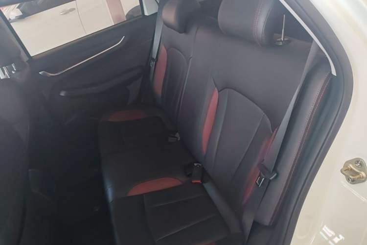 Used Geely Auto Vision X3 2021 PRO 1.5L CVT Deluxe Model Left Rear Seat