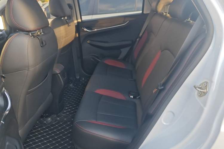 Used Geely Auto Vision X3 2021 PRO 1.5L CVT Deluxe Model Left Rear Seat