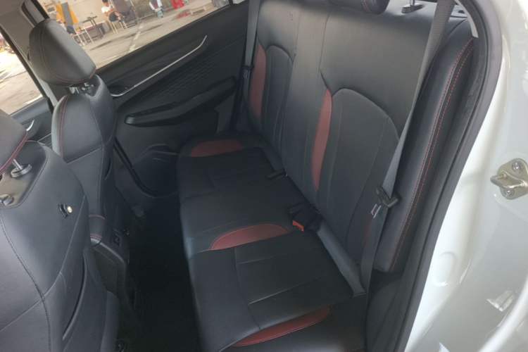 Used Geely Auto Vision X3 2021 PRO 1.5L CVT Deluxe Model Left Rear Seat