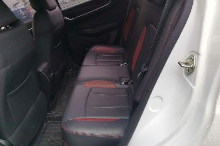 Used Geely Auto Vision X3 2021 PRO 1.5L CVT Deluxe Model Left Rear Seat