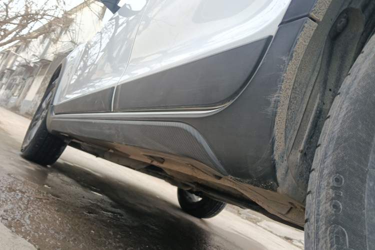 Used Geely Auto Vision X3 2021 PRO 1.5L CVT Deluxe Model Left Side Sill