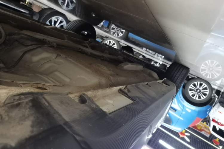 Used Geely Auto Vision X3 2021 PRO 1.5L CVT Deluxe Model Left Side Sill