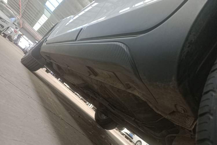 Used Geely Auto Vision X3 2021 PRO 1.5L CVT Deluxe Model Left Side Sill