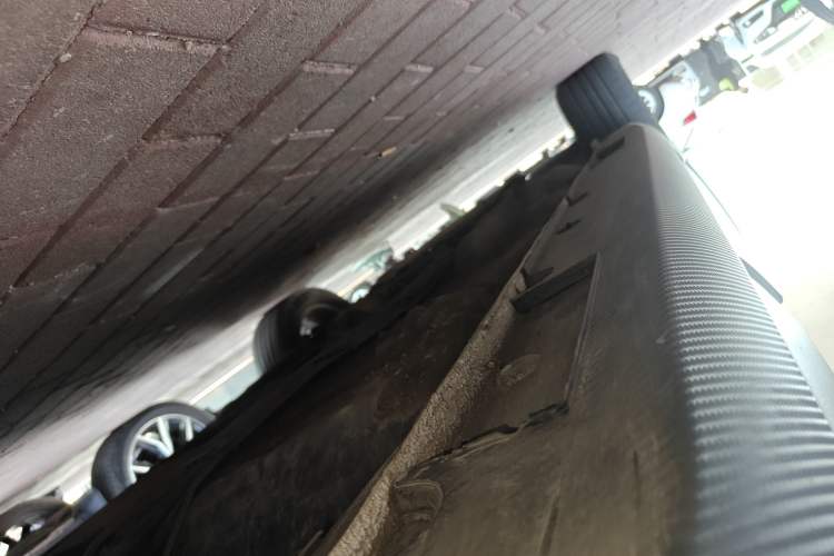 Used Geely Auto Vision X3 2021 PRO 1.5L CVT Deluxe Model Left Side Sill