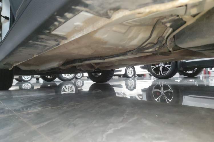 Used Geely Auto Vision X3 2021 PRO 1.5L CVT Deluxe Model Left Side Sill