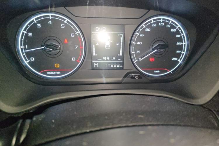 Used Geely Auto Vision X3 2021 PRO 1.5L Manual Elite Model Odometer Close Up