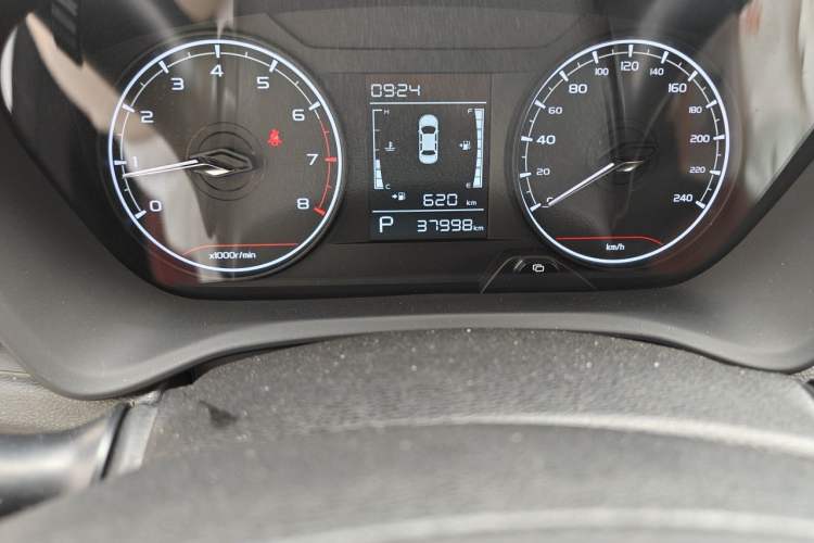 Used Geely Auto Vision X3 2021 PRO 1.5L CVT Deluxe Model Odometer Close Up