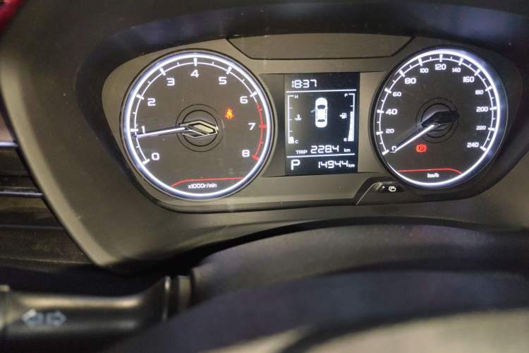 Used Geely Auto Vision X3 2021 PRO 1.5L CVT Deluxe Model Odometer Close Up