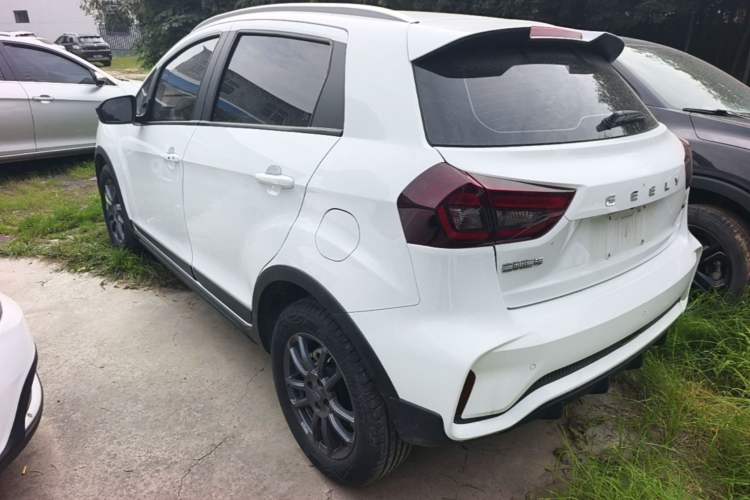 Used Geely Auto Vision X3 2021 PRO 1.5L CVT Deluxe Model Rear Left 45 Deg