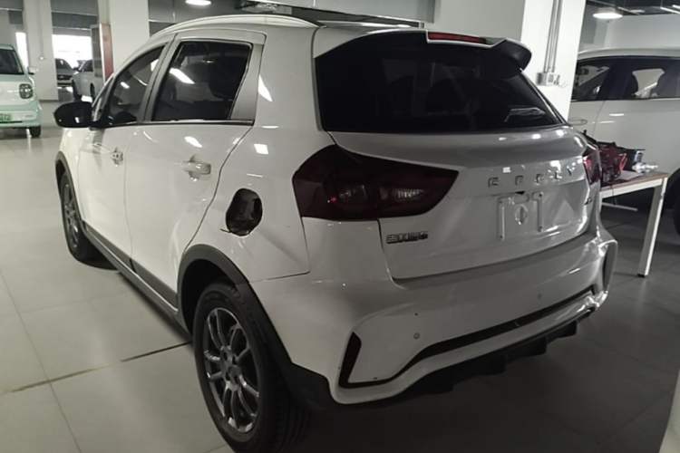 Used Geely Auto Vision X3 2021 PRO 1.5L CVT Deluxe Model Rear Left 45 Deg