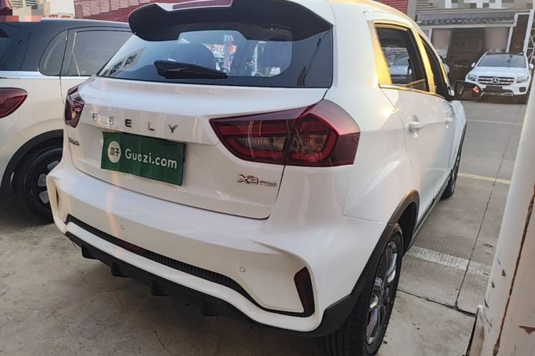 Used Geely Auto Vision X3 2021 PRO 1.5L CVT Deluxe Model Rear Right 45 Deg