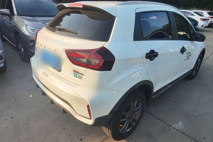 Used Geely Auto Vision X3 2021 PRO 1.5L CVT Deluxe Model Rear Right 45 Deg