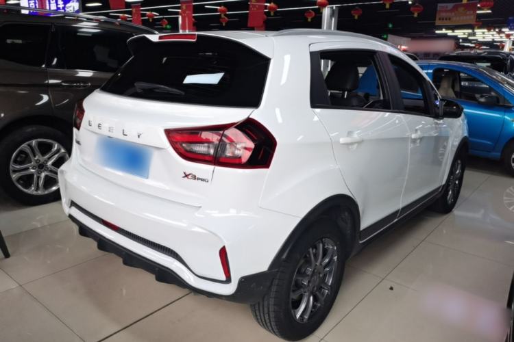 Used Geely Auto Vision X3 2021 PRO 1.5L CVT Deluxe Model Rear Right 45 Deg