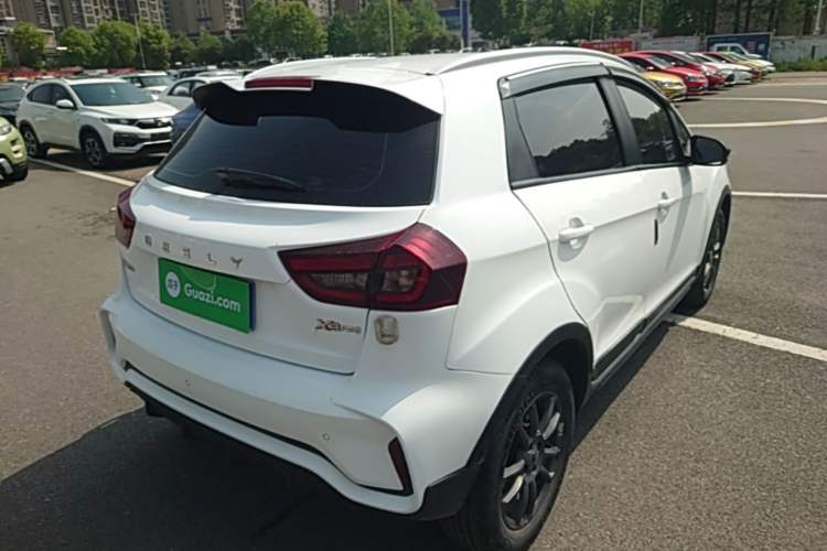 Used Geely Auto Vision X3 2021 PRO 1.5L CVT Deluxe Model Rear Right 45 Deg