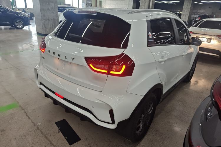 Used Geely Auto Vision X3 2021 PRO 1.5L CVT Deluxe Model Rear Right 45 Deg