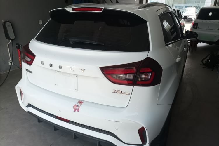 Used Geely Auto Vision X3 2021 PRO 1.5L CVT Deluxe Model Rear Right 45 Deg
