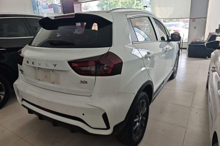 Used Geely Auto Vision X3 2021 PRO 1.5L CVT Deluxe Model Rear Right 45 Deg