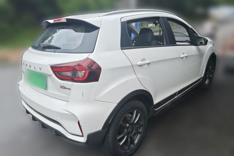 Used Geely Auto Vision X3 2021 PRO 1.5L CVT Deluxe Model Rear Right 45 Deg