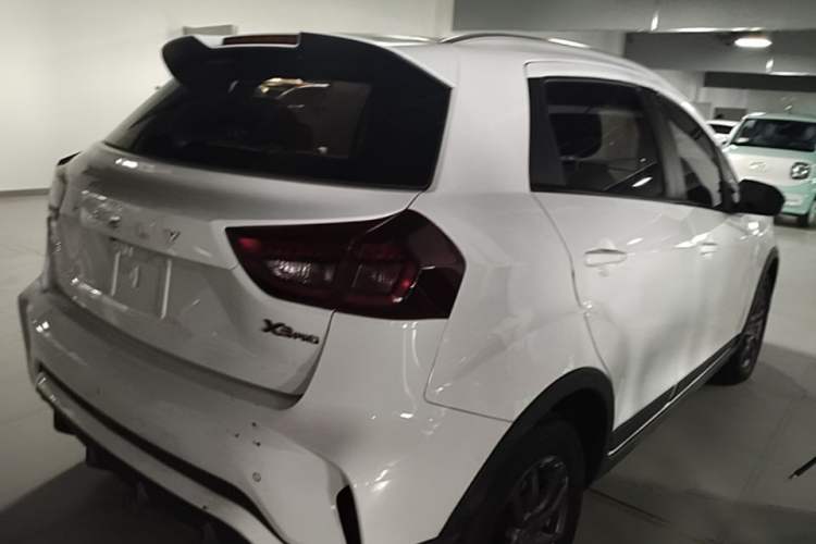 Used Geely Auto Vision X3 2021 PRO 1.5L CVT Deluxe Model Rear Right 45 Deg