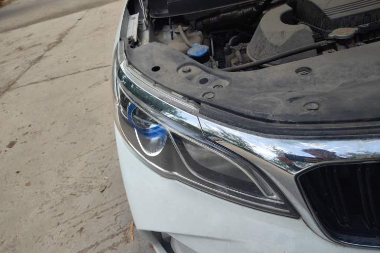 Used Geely Auto Vision X3 2021 PRO 1.5L CVT Deluxe Model Right Front Headlight