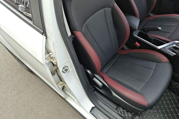 Used Geely Auto Vision X3 2021 PRO 1.5L CVT Deluxe Model Right Front Seat
