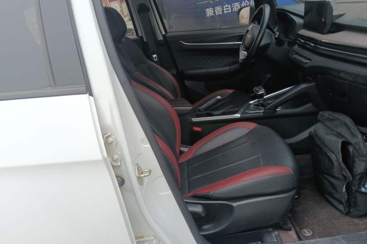 Used Geely Auto Vision X3 2021 PRO 1.5L CVT Deluxe Model Right Front Seat