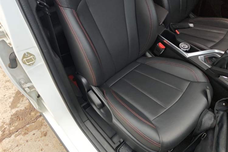 Used Geely Auto Vision X3 2021 PRO 1.5L Manual Elite Model Right Front Seat